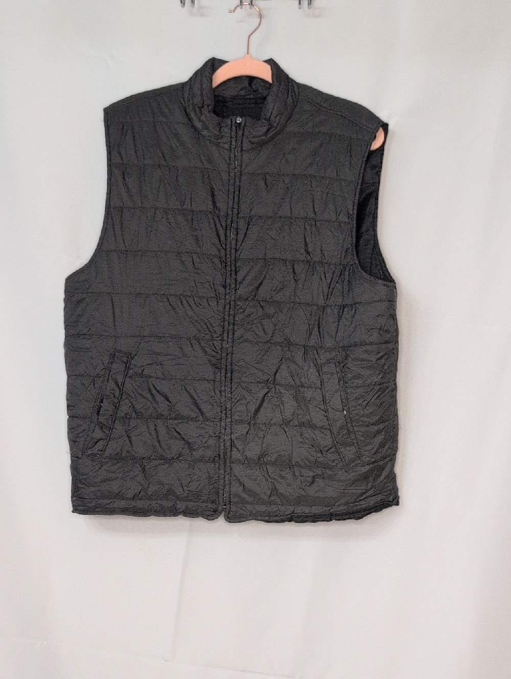 Marc Anthony Men's Quilted Vest in Black